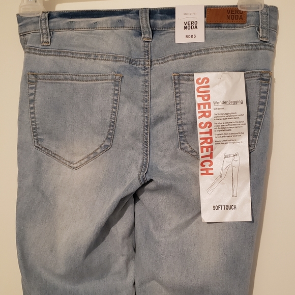 NWT Vero Moda Light Blue Skinny Jeans Size 25 - Picture 3 of 3